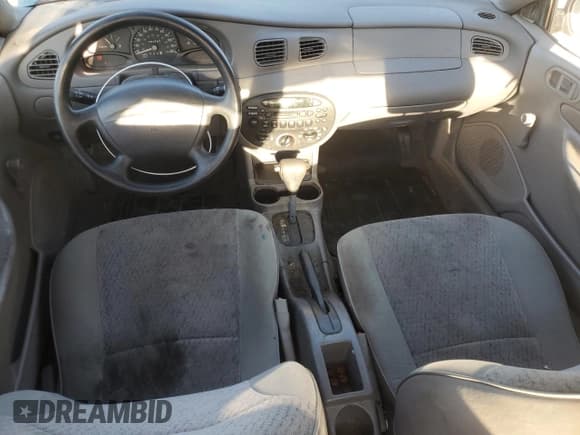 ✅ 1998 Ford Escort LX • VIN: 1FAFP10P9WW293109 • Lot: 80841735. Listed on Copart with 51,757 mi. Free auction sales archive from the USA and detailed vehicle history report at DreamBid. Image 8.