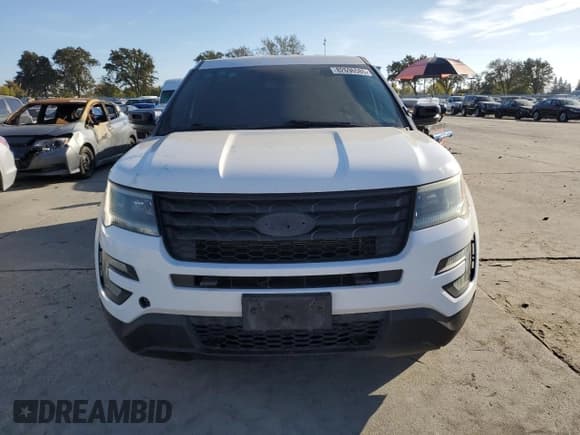 ✅ 2016 Ford Police Interceptor Utility • VIN: 1FM5K8AR8GGC93154 • Lot: 82696585. Listed on Copart with Not provided. Free auction sales archive from the USA and detailed vehicle history report at DreamBid. Image 5.