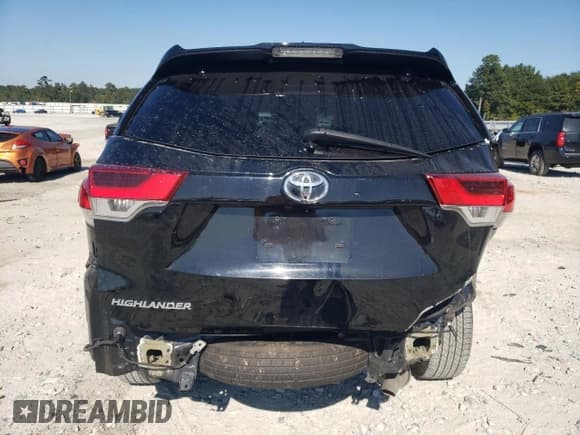 ✅ 2019 Toyota Highlander SE • VIN: 5TDKZRFH2KS574745 • Lot: 80111035. Wystawiony na Copart z przebiegiem 93 587 mil. Bezpłatny archiwum sprzedaży aukcyjnych z USA i szczegółowy raport historii pojazdu na DreamBid. Zdjęcie 6.