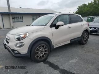 ✅ 2016 FIAT 500X Trekking Plus • VIN: ZFBCFYET8GP400924 • Lot: 68632525. Wystawiony na Copart z przebiegiem 164 879 mil. Bezpłatny archiwum sprzedaży aukcyjnych z USA i szczegółowy raport historii pojazdu na DreamBid. Zdjęcie 1.
