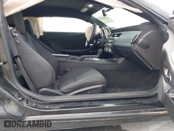 ✅ 2011 Chevrolet Camaro 1LT • VIN: 2G1FB1ED8B9139381 • Лот: 42603859. Опубликован ранее на IAAI с пробегом 146 444 миль. Бесплатный доступ к архиву аукционных продаж из США и подробный отчёт об истории автомобиля на DreamBid. Изображение 5.