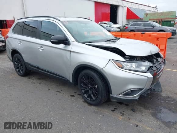 2018 Mitsubishi Outlander ES с VIN JA4AZ3A34JZ031571, выставлен на аукционе IAAI как лот 42574597 с пробегом 113 084 миль миль и . История ставок и продаж доступна на DreamBid. Изображение 1.