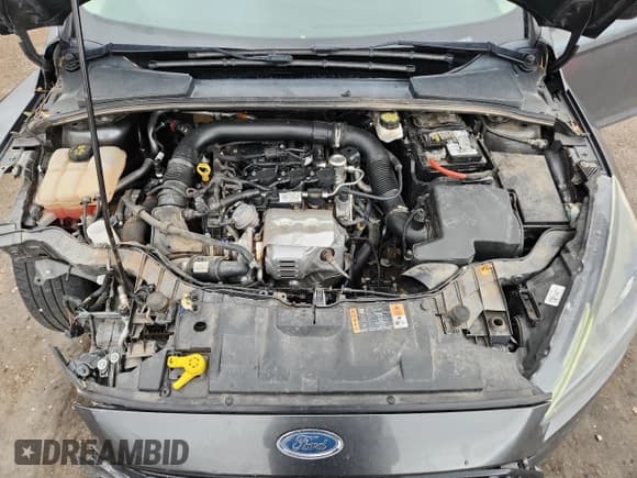 ✅ 2018 Ford Focus SE • VIN: 1FADP3FE9JL270576 • Lot: 86282885. Wystawiony na Copart z przebiegiem 89 128 mil. Bezpłatny archiwum sprzedaży aukcyjnych z USA i szczegółowy raport historii pojazdu na DreamBid. Zdjęcie 11.