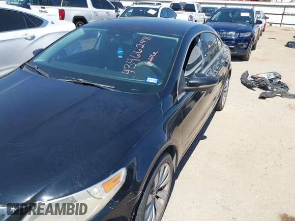 ✅ 2011 Volkswagen CC Sport • VIN: WVWMN7AN9BE708324 • Lot: 43466248. Listed on IAAI with 142,992 mi. Free auction sales archive from the USA and detailed vehicle history report at DreamBid. Image 6.