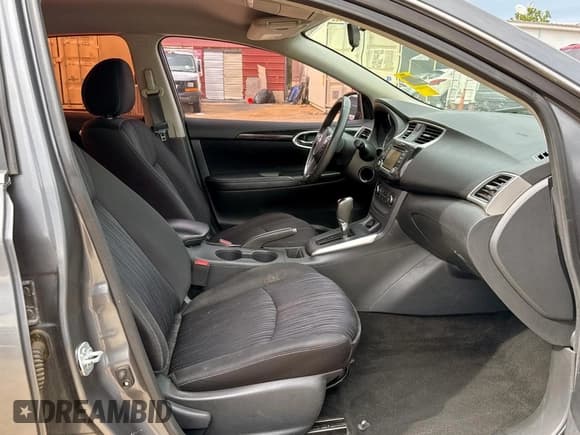 ✅ 2017 Nissan Sentra SV • VIN: 3N1AB7AP8HL663126 • Лот: 80017945. Опубликован ранее на Copart с пробегом 108 274 миль. Бесплатный доступ к архиву аукционных продаж из США и подробный отчёт об истории автомобиля на DreamBid. Изображение 5.