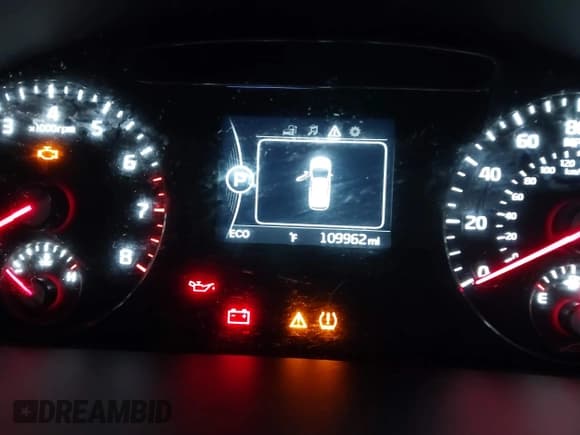 ✅ 2017 Kia Sorento LX • VIN: 5XYPGDA33HG237534 • Lot: 43889393. Listed on IAAI with 109,962 mi. Free auction sales archive from the USA and detailed vehicle history report at DreamBid. Image 7.