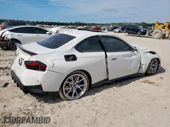 ✅ 2022 BMW 2 Series M240i xDrive • VIN: 3MW53CM03N8C33843 • Лот: 66218915. Опубликован ранее на Copart с пробегом 38 205 миль. Бесплатный доступ к архиву аукционных продаж из США и подробный отчёт об истории автомобиля на DreamBid. Изображение 3.