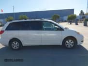 ✅ 2006 Toyota Sienna CE • VIN: 5TDZA23C46S573091 • Lot: 43379584. Wystawiony na IAAI z przebiegiem 152 595 mil. Bezpłatny archiwum sprzedaży aukcyjnych z USA i szczegółowy raport historii pojazdu na DreamBid. Zdjęcie 13.