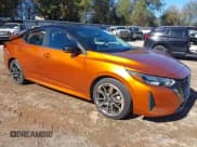 ✅ 2025 Nissan Sentra SR • VIN: 3N1AB8DVXSY250408 • Лот: 43805887. Опубликован ранее на IAAI с пробегом 23 367 миль. Бесплатный доступ к архиву аукционных продаж из США и подробный отчёт об истории автомобиля на DreamBid. Изображение 1.