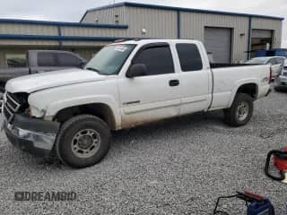 2007 Chevrolet Silverado 2500HD Work Truck with VIN 1GCHK29U07E130663, listed as a Copart auction lot 80474984 with 214,212 mi miles and Salvage title. Bid and sale history available at DreamBid. Image 1.