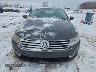 ✅ 2013 Volkswagen CC Lux • VIN: WVWRN7AN6DE511569 • Lot: 95222865. Listed on Copart with 181,287 mi. Free auction sales archive from the USA and detailed vehicle history report at DreamBid. Image 5.