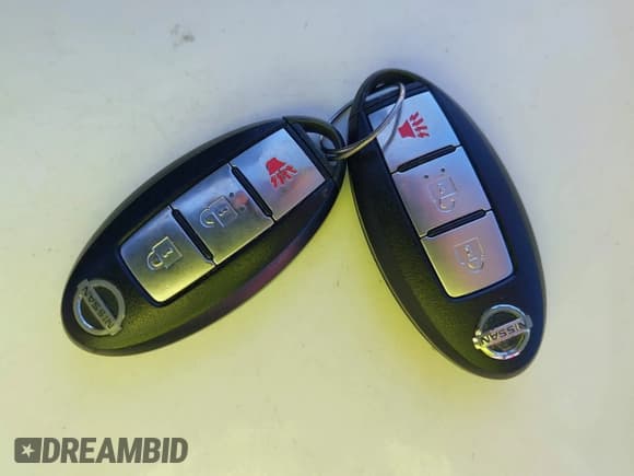 ✅ 2014 Nissan Note SV • VIN: 3N1CE2CPXEL411938 • Лот: 43613498. Опубликован ранее на IAAI с пробегом 240 573 миль. Бесплатный доступ к архиву аукционных продаж из США и подробный отчёт об истории автомобиля на DreamBid. Изображение 11.