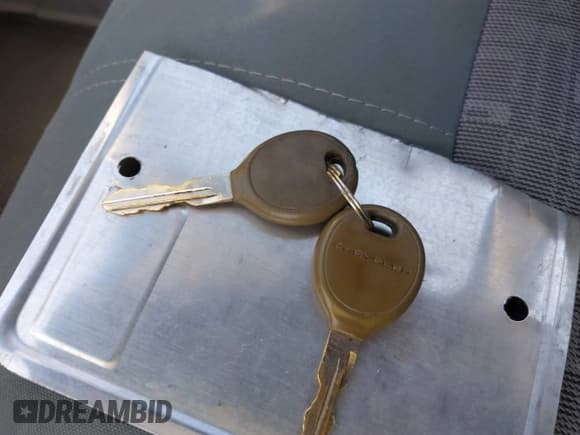 ✅ 2006 Chrysler PT Cruiser • VIN: 3A4FY48B56T238464 • Lot: 42514300. Wystawiony na IAAI z przebiegiem 145 704 mil. Bezpłatny archiwum sprzedaży aukcyjnych z USA i szczegółowy raport historii pojazdu na DreamBid. Zdjęcie 11.