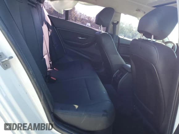 ✅ 2016 BMW 3 Series 320i • VIN: WBA8E1G55GNT38418 • Lot: 82648735. Listed on Copart with Not provided. Free auction sales archive from the USA and detailed vehicle history report at DreamBid. Image 10.