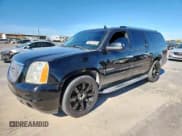 ✅ 2008 GMC Yukon XL • VIN: 1GKFC66878J201860 • Lot: 92217875. Wystawiony na Copart z przebiegiem 181 624 mil. Bezpłatny archiwum sprzedaży aukcyjnych z USA i szczegółowy raport historii pojazdu na DreamBid. Zdjęcie 1.