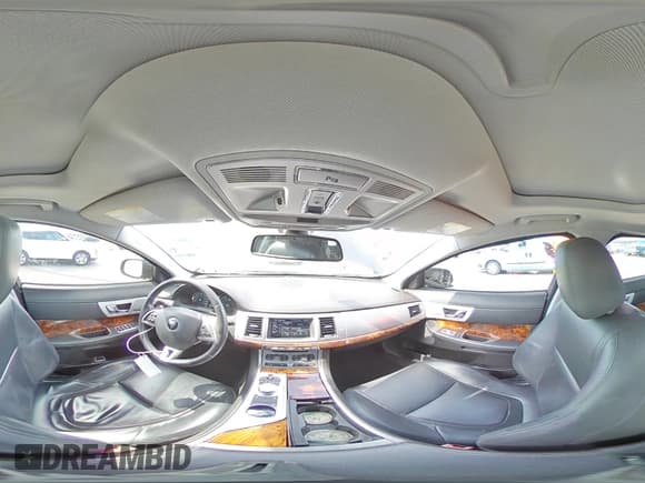 ✅ 2014 Jaguar XF T • VIN: SAJWA0ES5EPU09113 • Lot: 56581565. Wystawiony na Copart z przebiegiem 85 992 mil. Bezpłatny archiwum sprzedaży aukcyjnych z USA i szczegółowy raport historii pojazdu na DreamBid. Zdjęcie 14.