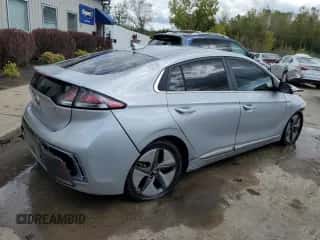 2020 Hyundai Ioniq Limited с VIN KMHC05LC5LU239908, выставлен на аукционе Copart как лот 71992854 с пробегом 66 499 миль миль и На запчасти • Non repairable. История ставок и продаж доступна на DreamBid. Изображение 3.