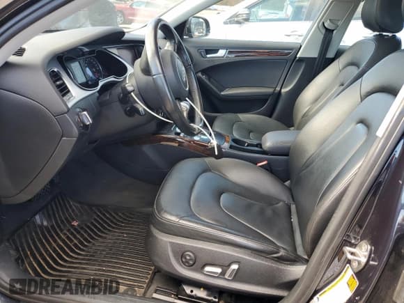 ✅ 2016 Audi A4 Premium • VIN: WAUBFAFLXGN010284 • Lot: 82696305. Listed on Copart with 84,610 mi. Free auction sales archive from the USA and detailed vehicle history report at DreamBid. Image 7.