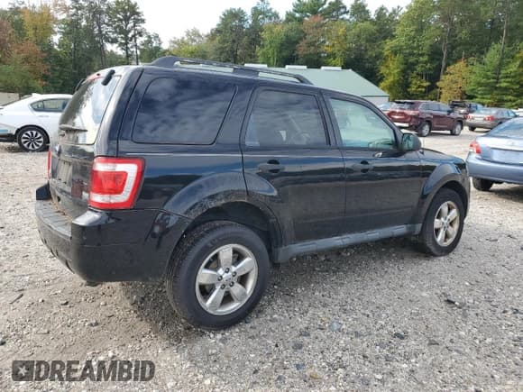 ✅ 2012 Ford Escape XLT • VIN: 1FMCU0DG1CKB62264 • Lot: 81343845. Listed on Copart with 133,219 mi. Free auction sales archive from the USA and detailed vehicle history report at DreamBid. Image 3.