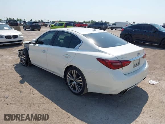 ✅ 2022 Infiniti Q50 Sensory • VIN: JN1EV7CP0NM310189 • Лот: 43015711. Опубликован ранее на IAAI с пробегом 32 250 миль. Бесплатный доступ к архиву аукционных продаж из США и подробный отчёт об истории автомобиля на DreamBid. Изображение 3.