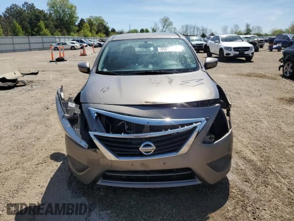 ✅ 2015 Nissan Versa SV • VIN: 3N1CN7AP4FL945793 • Lot: 56026235. Listed on Copart with 116,987 mi. Free auction sales archive from the USA and detailed vehicle history report at DreamBid. Image 5.
