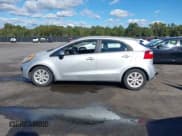 ✅ 2014 Kia Rio LX • VIN: KNADM5A32E6346404 • Лот: 43435484. Опубликован ранее на IAAI с пробегом 83 698 миль. Бесплатный доступ к архиву аукционных продаж из США и подробный отчёт об истории автомобиля на DreamBid. Изображение 14.