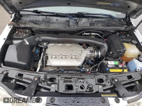 ✅ 2006 Saturn VUE • VIN: 5GZCZ53406S850110 • Lot: 71220374. Wystawiony na Copart z przebiegiem 147 273 mil. Bezpłatny archiwum sprzedaży aukcyjnych z USA i szczegółowy raport historii pojazdu na DreamBid. Zdjęcie 14.