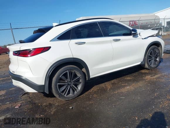 ✅ 2022 Infiniti QX55 Luxe • VIN: 3PCAJ5J33NF102974 • Lot: 41453671. Wystawiony na IAAI z przebiegiem 56 750 mil. Bezpłatny archiwum sprzedaży aukcyjnych z USA i szczegółowy raport historii pojazdu na DreamBid. Zdjęcie 4.