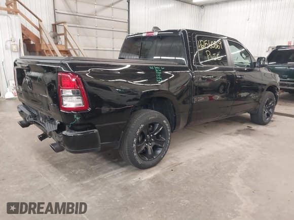 ✅ 2023 Ram 1500 Big Horn • VIN: 1C6SRFFT0PN589154 • Lot: 42560569. Wystawiony na IAAI z przebiegiem 24 061 mil. Bezpłatny archiwum sprzedaży aukcyjnych z USA i szczegółowy raport historii pojazdu na DreamBid. Zdjęcie 4.