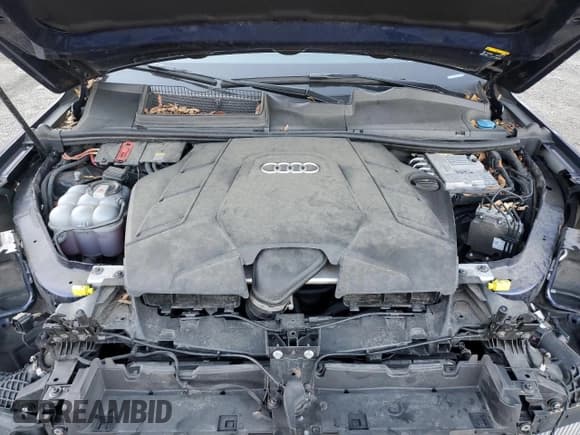 ✅ 2021 Audi Q7 Premium Plus • VIN: WA1LXAF78MD030018 • Lot: 82706435. Wystawiony na Copart z przebiegiem 66 422 mil. Bezpłatny archiwum sprzedaży aukcyjnych z USA i szczegółowy raport historii pojazdu na DreamBid. Zdjęcie 12.