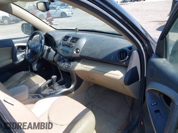 ✅ 2010 Toyota RAV4 Limited • VIN: JTMDK4DV2AD012802 • Lot: 42562662. Listed on IAAI with 283,501 mi. Free auction sales archive from the USA and detailed vehicle history report at DreamBid. Image 5.