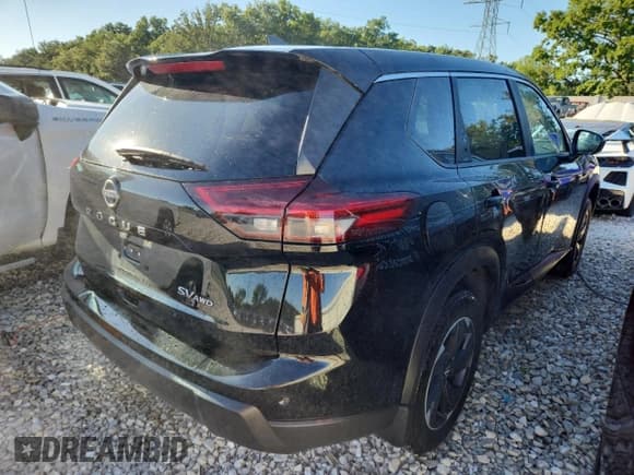 ✅ 2024 Nissan Rogue SV • VIN: JN8BT3BB0RW183611 • Лот: 68709315. Опубликован ранее на Copart с пробегом Не указан. Бесплатный доступ к архиву аукционных продаж из США и подробный отчёт об истории автомобиля на DreamBid. Изображение 3.