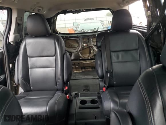 ✅ 2017 Toyota Sienna SE • VIN: 5TDXZ3DC4HS796075 • Lot: 87297705. Listed on Copart with 153,007 mi. Free auction sales archive from the USA and detailed vehicle history report at DreamBid. Image 10.