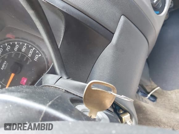 ✅ 2005 GMC Canyon SL Z85 • VIN: 1GTCS198558131522 • Lot: 42356164. Listed on IAAI with 347,792 mi. Free auction sales archive from the USA and detailed vehicle history report at DreamBid. Image 11.