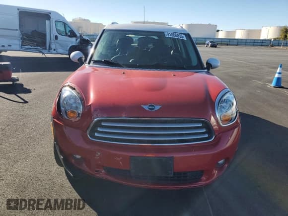 ✅ 2014 MINI Countryman • VIN: WMWZB3C50EWR37894 • Лот: 91066035. Опубликован ранее на Copart с пробегом 85 257 миль. Бесплатный доступ к архиву аукционных продаж из США и подробный отчёт об истории автомобиля на DreamBid. Изображение 5.