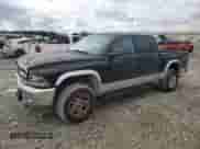 2003 Dodge Dakota SLT z VIN 1D7HG48N43S267503, wystawiony jako Copart lot #73586474 z przebiegiem 143 042 mil mil oraz Szkoda całkowita • Salvage title. Historia ofert i sprzedaży dostępna na DreamBid. Obrazek 1.