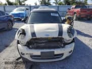 ✅ 2011 MINI Clubman • VIN: WMWZF3C53BTY00451 • Lot: 90408795. Wystawiony na Copart z przebiegiem 91 123 mil. Bezpłatny archiwum sprzedaży aukcyjnych z USA i szczegółowy raport historii pojazdu na DreamBid. Zdjęcie 5.