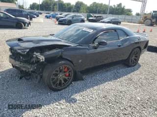 2017 Dodge Challenger SRT Hellcat с VIN 2C3CDZC95HH500960, выставлен на аукционе Copart как лот 68539765 с пробегом 39 796 миль миль и Списание • Salvage title. История ставок и продаж доступна на DreamBid. Изображение 1.