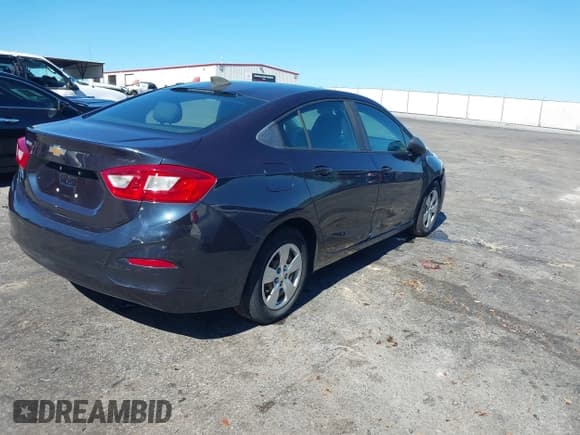 ✅ 2016 Chevrolet Cruze LS • VIN: 1G1BC5SMXG7286222 • Lot: 43499931. Listed on IAAI with 149,862 mi. Free auction sales archive from the USA and detailed vehicle history report at DreamBid. Image 4.