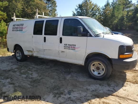 ✅ 2015 Chevrolet Express Cargo • VIN: 1GCWGGCF7F1286690 • Lot: 76861184. Listed on Copart with 189,725 mi. Free auction sales archive from the USA and detailed vehicle history report at DreamBid. Image 4.