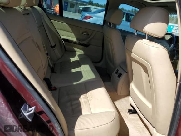 ✅ 2010 BMW 3 Series 335i xDrive • VIN: WBAPL3C50AA407839 • Lot: 52859285. Listed on Copart with 121,486 mi. Free auction sales archive from the USA and detailed vehicle history report at DreamBid. Image 10.