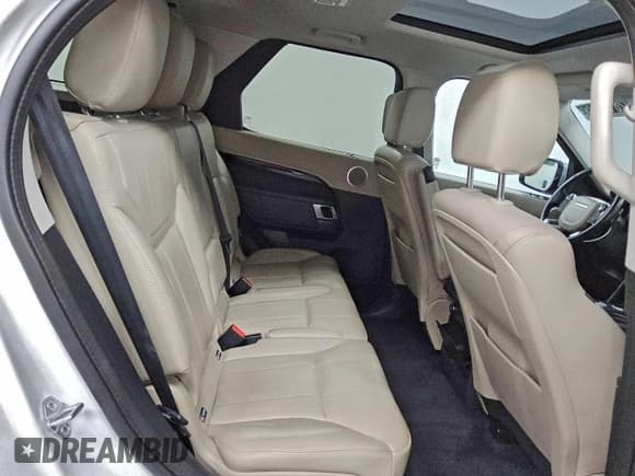 ✅ 2020 Land Rover Discovery SE • VIN: SALRG2RV9L2423836 • Лот: 92815055. Опубликован ранее на Copart с пробегом 119 317 миль. Бесплатный доступ к архиву аукционных продаж из США и подробный отчёт об истории автомобиля на DreamBid. Изображение 11.