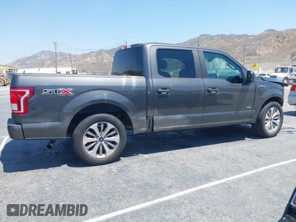 ✅ 2017 Ford F-150 XL • VIN: 1FTEW1CP6HKE19361 • Lot: 42744329. Listed on IAAI with 110,010 mi. Free auction sales archive from the USA and detailed vehicle history report at DreamBid. Image 13.