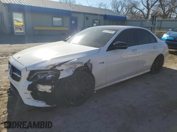 ✅ 2017 Mercedes-Benz E 43 AMG • VIN: WDDZF6EB7HA174680 • Lot: 85718144. Wystawiony na Copart z przebiegiem 94 799 mil. Bezpłatny archiwum sprzedaży aukcyjnych z USA i szczegółowy raport historii pojazdu na DreamBid. Zdjęcie 1.