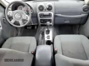 ✅ 2007 Jeep Liberty Limited • VIN: 1J4GL58K67W693599 • Lot: 68046085. Listed on Copart with 190,228 mi. Free auction sales archive from the USA and detailed vehicle history report at DreamBid. Image 8.