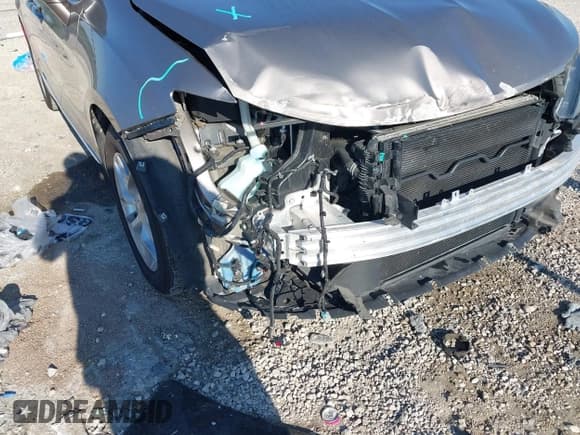 ✅ 2017 Chrysler Pacifica Touring L • VIN: 2C4RC1BG8HR788803 • Lot: 43222722. Wystawiony na IAAI z przebiegiem 49 842 mil. Bezpłatny archiwum sprzedaży aukcyjnych z USA i szczegółowy raport historii pojazdu na DreamBid. Zdjęcie 6.