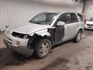 ✅ 2005 Saturn VUE • VIN: 5GZCZ63445S870686 • Lot: 41303646. Wystawiony na IAAI z przebiegiem 179 620 mil. Bezpłatny archiwum sprzedaży aukcyjnych z USA i szczegółowy raport historii pojazdu na DreamBid. Zdjęcie 2.