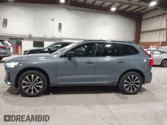 ✅ 2023 Volvo XC60 Plus Dark Theme • VIN: YV4L12RW7P1253928 • Lot: 41995098. Listed on IAAI with 36,211 mi. Free auction sales archive from the USA and detailed vehicle history report at DreamBid. Image 15.