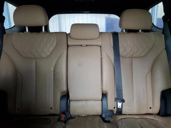 ✅ 2021 Hyundai Santa Fe Calligraphy • VIN: 5NMS5DAL7MH350502 • Лот: 81777095. Опубликован ранее на Copart с пробегом 50 038 миль. Бесплатный доступ к архиву аукционных продаж из США и подробный отчёт об истории автомобиля на DreamBid. Изображение 10.