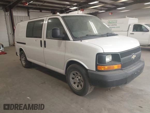 ✅ 2014 Chevrolet Express Cargo • VIN: 1GCSGAFXXE1155445 • Lot: 42620412. Listed on IAAI with 222,982 mi. Free auction sales archive from the USA and detailed vehicle history report at DreamBid. Image 1.
